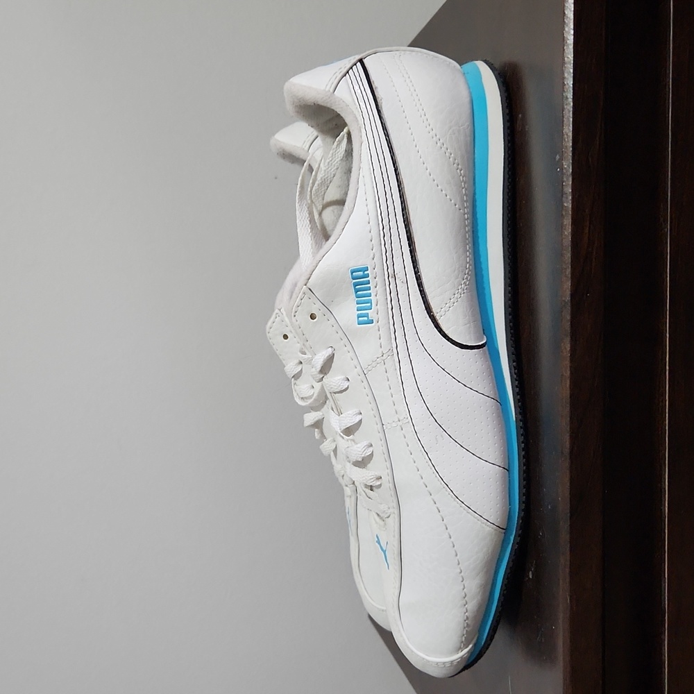 Puma Sneakers